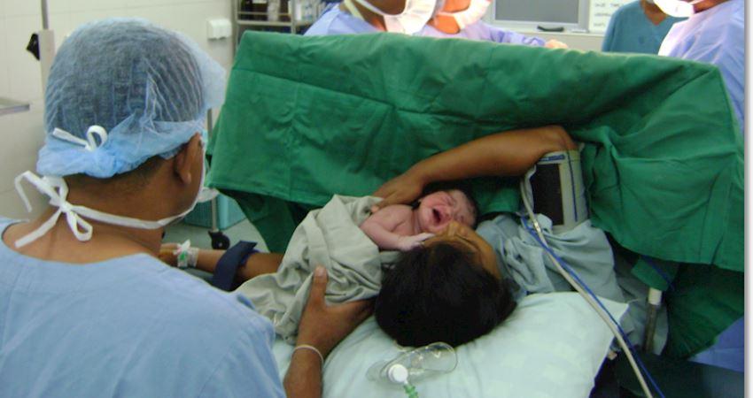 怀孕是一种什么体验在线阅读,怀孕妈妈正在体验生孩子有多痛