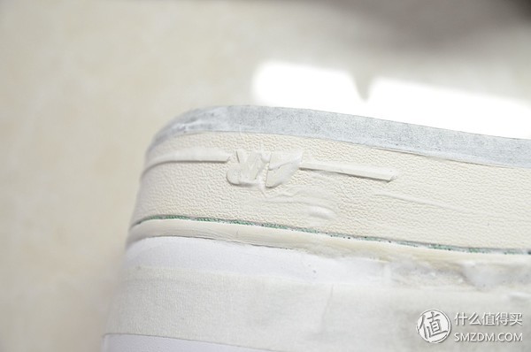 球鞋内侧氧化发黄怎么处理,怎么处理球鞋变黄的问题