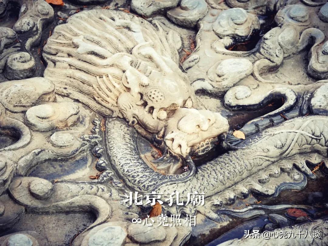 北京孔庙游览攻略,孔庙历经了700多年的历史文化积淀