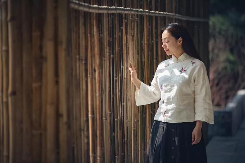 成都民宿推荐青城山,青城山花娟树屋民宿