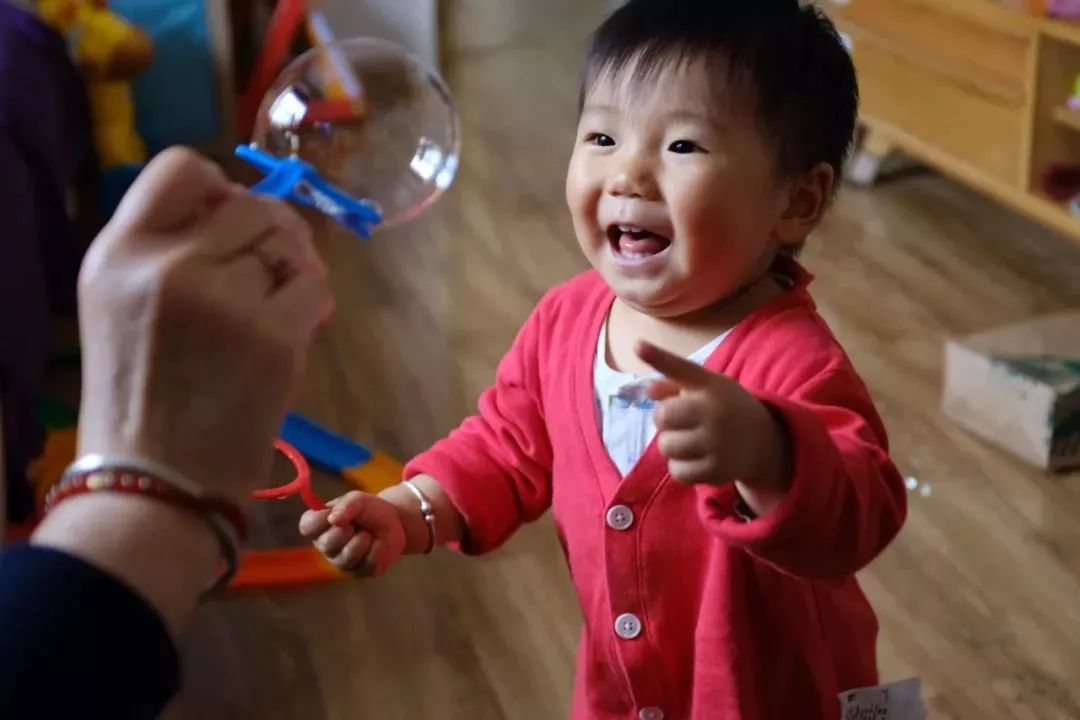 适合在家玩的亲子游戏12岁以上,11个适合宅家带娃的亲子游戏