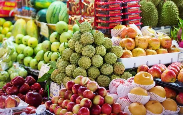 爱玩跨界的水果大王——苹果(介绍水果的小课件)