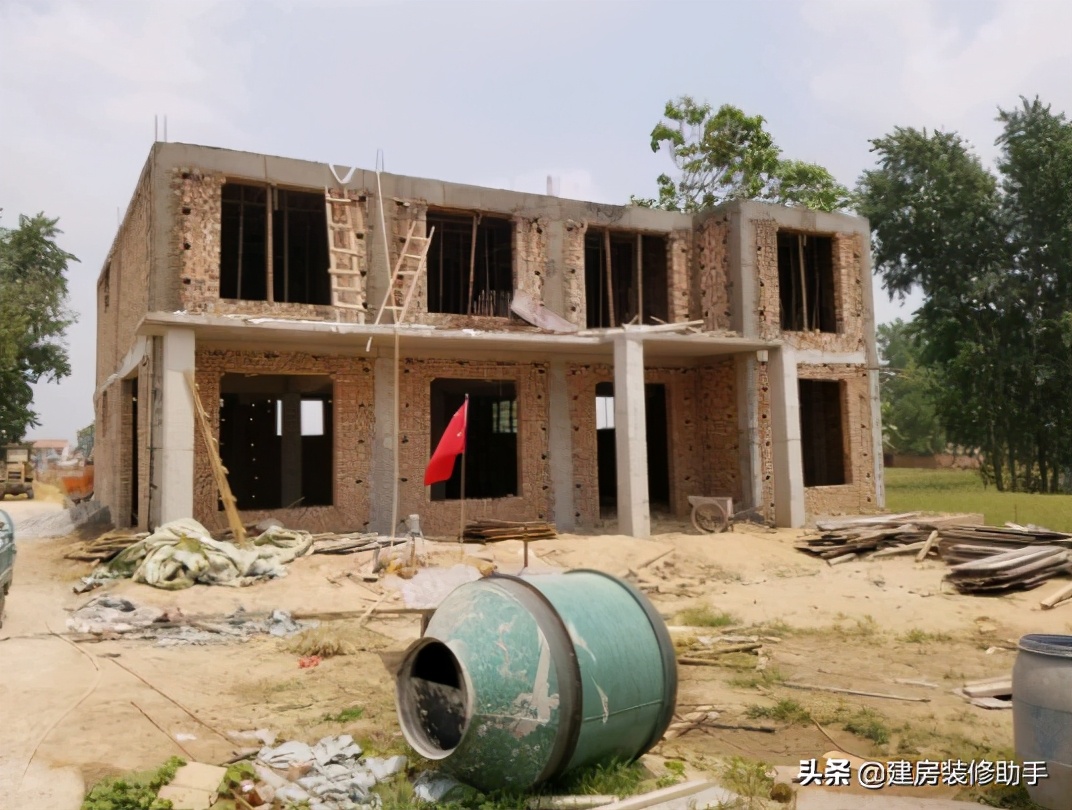 楼梯踏步接缝怎么处理,浇筑楼梯有裂纹