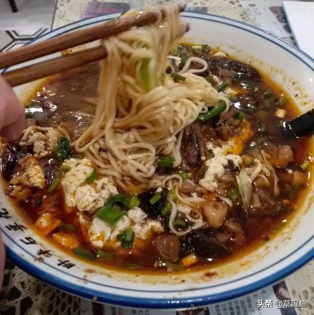 重庆解放碑附近苍蝇馆子前十名,重庆美食苍蝇馆子解放碑附近