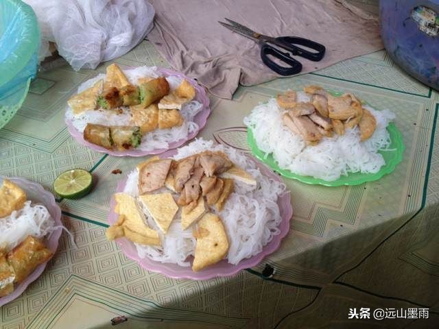 云南边陲河口美丽的风光,云南河口市中越边境口岸