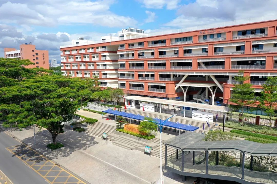 深圳坪山同心源外国语学校,深圳坪山外国语学校图片