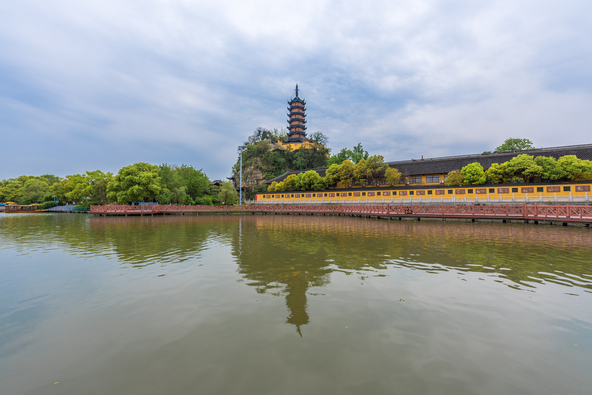 镇江周边旅游景点大全,镇江玻璃栈桥旅游景点