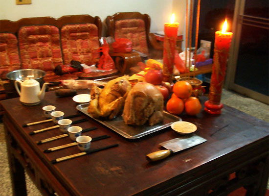 筷子是商朝时期妲己发明的,筷子可不是姜子牙或苏妲己发明的