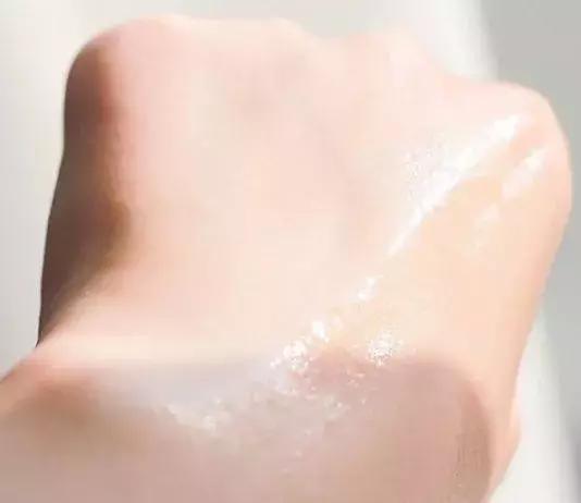 只要不停产会一直回购的化妆品,十大最不建议买的水乳