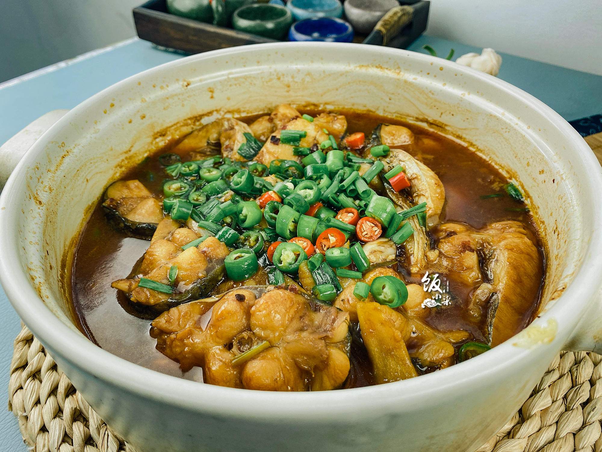 鱼肉这样做不腥不腻比烤鱼还好吃,烧鱼最好吃的做法不用油