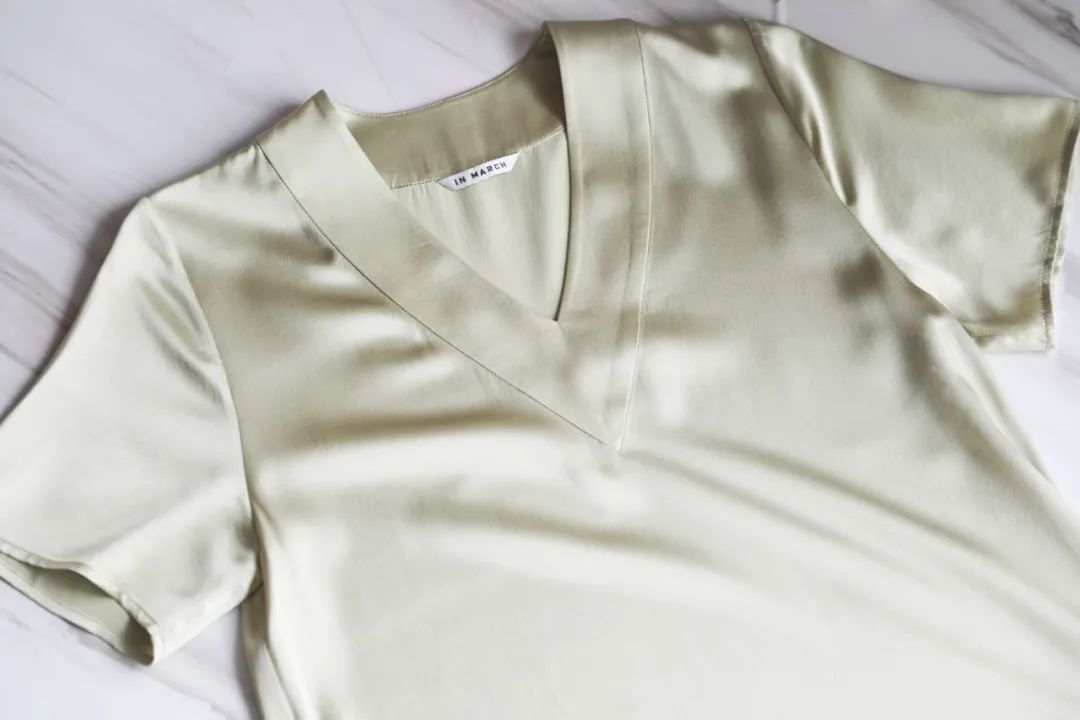 宅家必备的高颜值睡衣,夏季必备真丝枕套