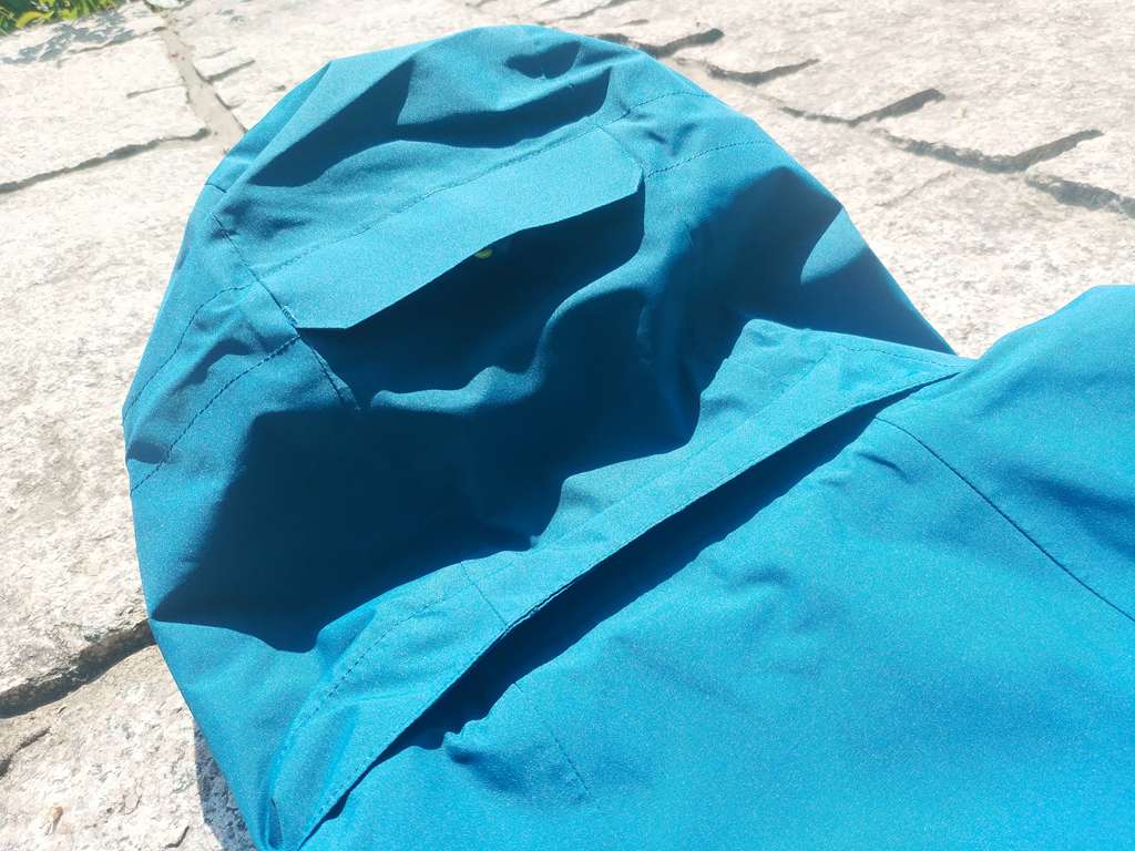 顺心而行--诺诗兰雨影冲锋衣体验