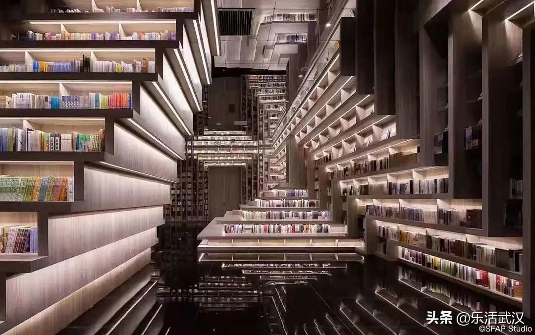 比咖啡馆有底蕴、比图书馆有情趣，集美貌才华于一身的，就在这