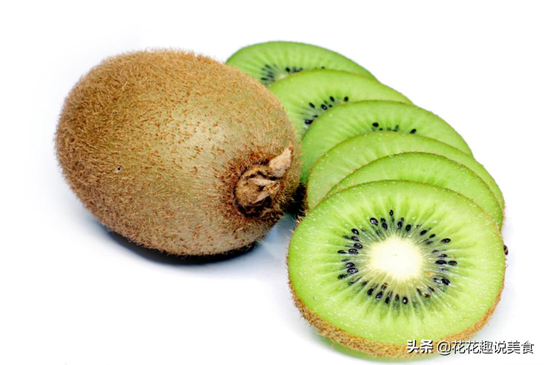 买猕猴桃树买八年的还是买两年的,买猕猴桃公的还是母的好