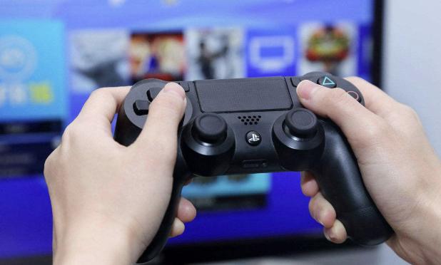 PC游戏手柄避坑推荐:比XBOX和PS4手柄便宜一半,手感竟一样