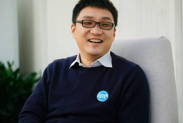 80后富豪黄峥发家史,最富80后黄峥