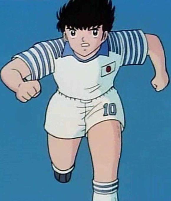 无理取闹！韩国炮轰日本男足新球衣像军服，大空翼+火焰版最经典