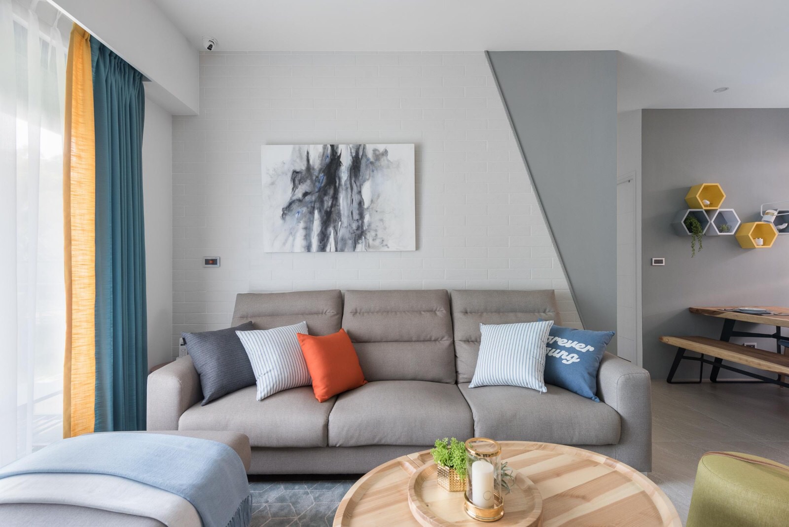 三房二厅二卫装修风格推荐,两室一厅的房子装修什么颜色好看