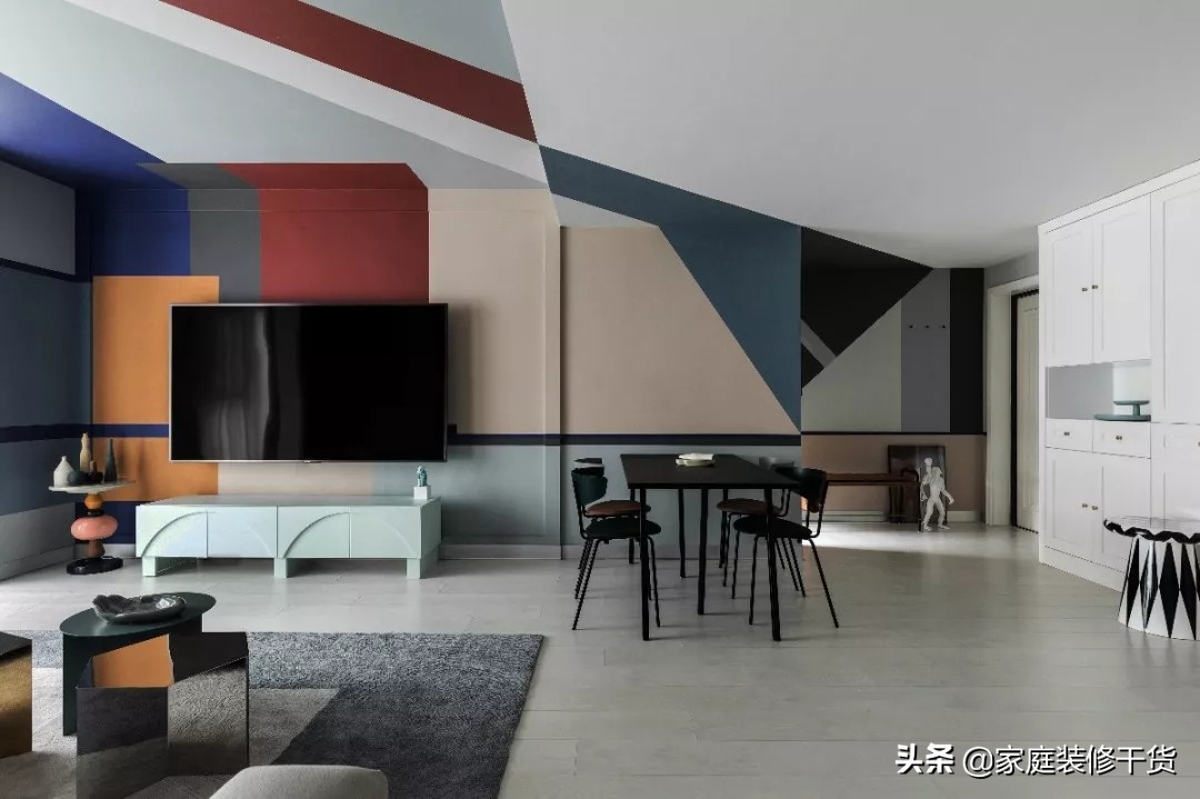 背景墙要怎样搞得又漂亮又简单,背景墙怎么做好看不刮花