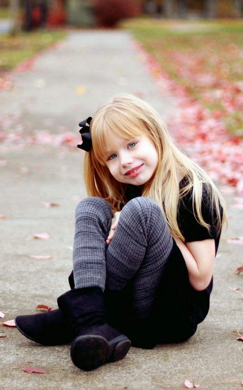 孩子呕吐如何安慰家长,小孩呕吐的原因及解决方法