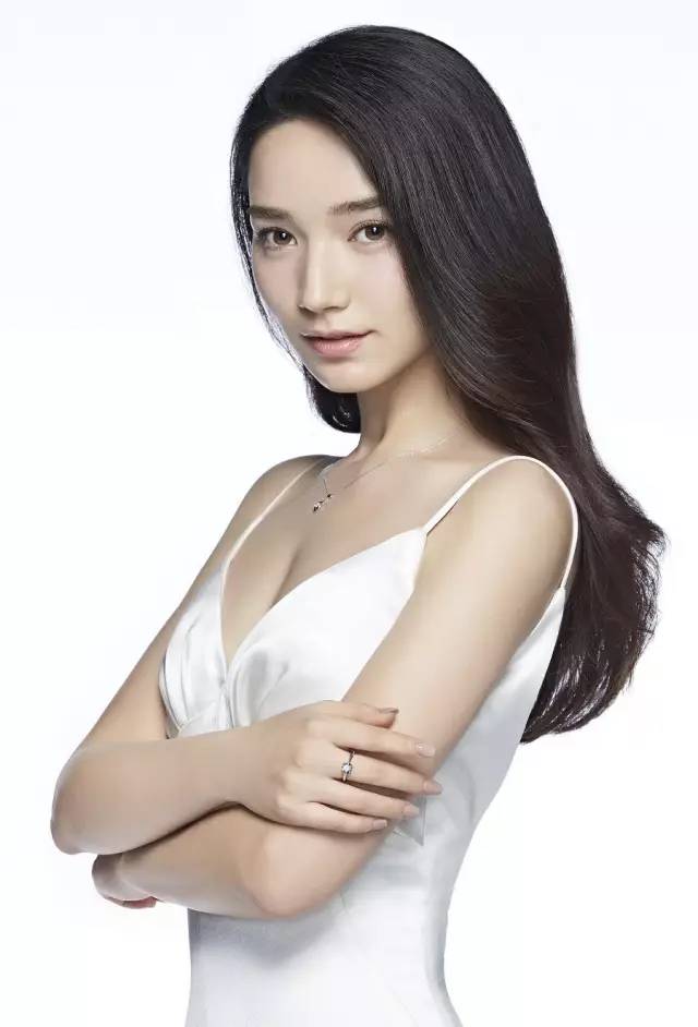 疆籍女性明星,新疆原来很漂亮的女明星