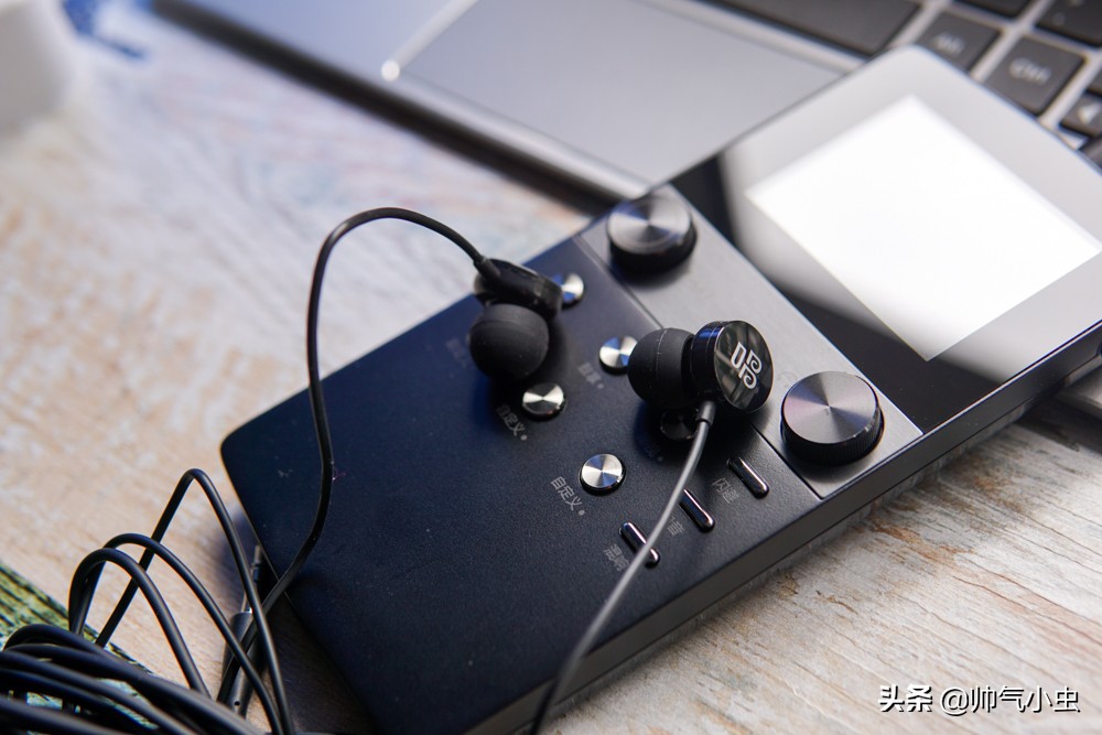 唱吧声卡套装对声音圆润吗,唱吧影音k歌套装评测