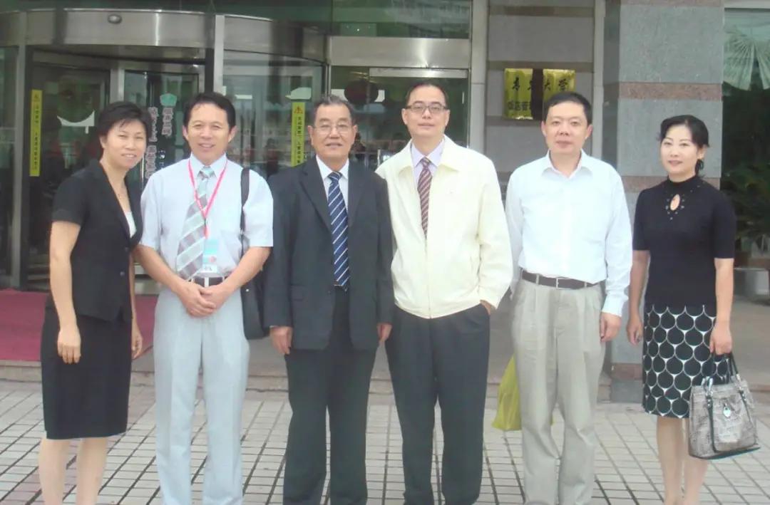 青岛城阳崇文口腔医院,青岛崇文口腔整牙