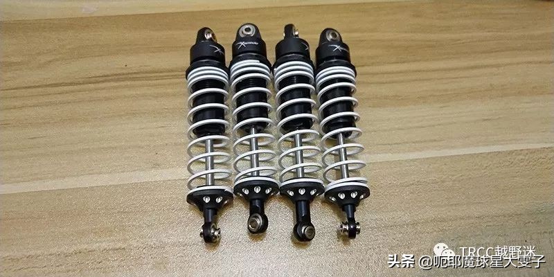 爆改xt4改装外观最佳案例,trx4新款和老款区别