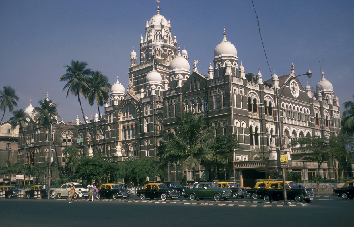 印度的马哈拉邦,印度古吉拉特邦在印度的地位