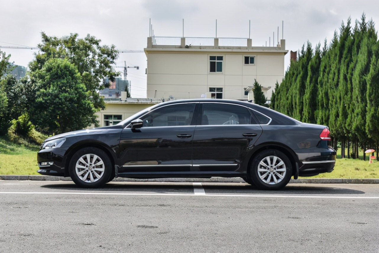 手动挡帕萨特哪一年的值得入手,花7万买的车