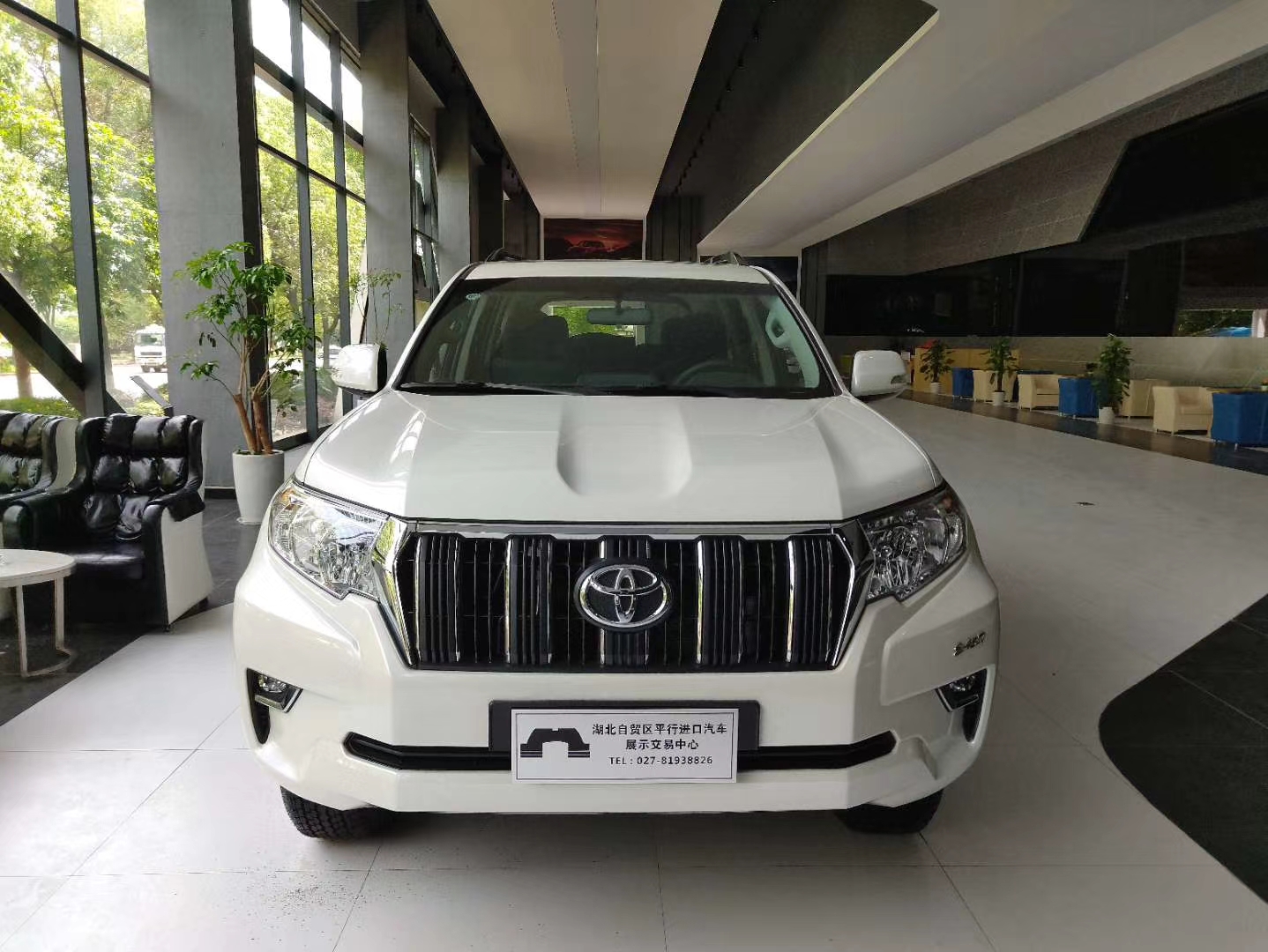 20款丰田霸道4000越野车,丰田霸道3000越野