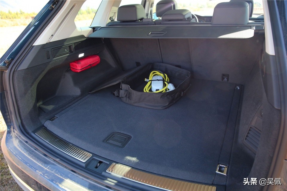 插电混合车好开嘛,插电混动车什么好处