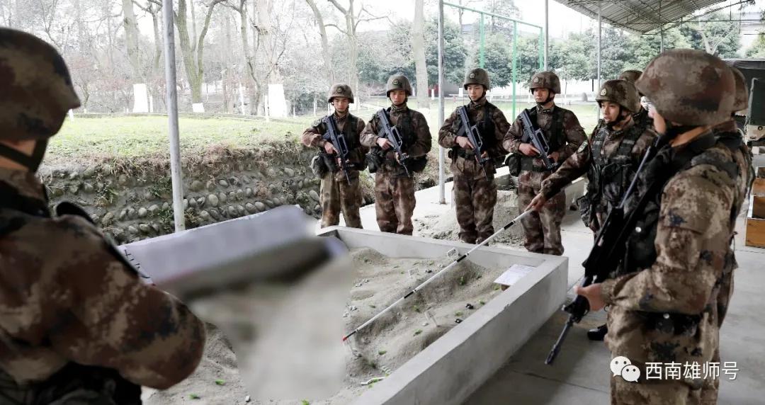 少校副营长就是这么牛！1个二等功4个三等功