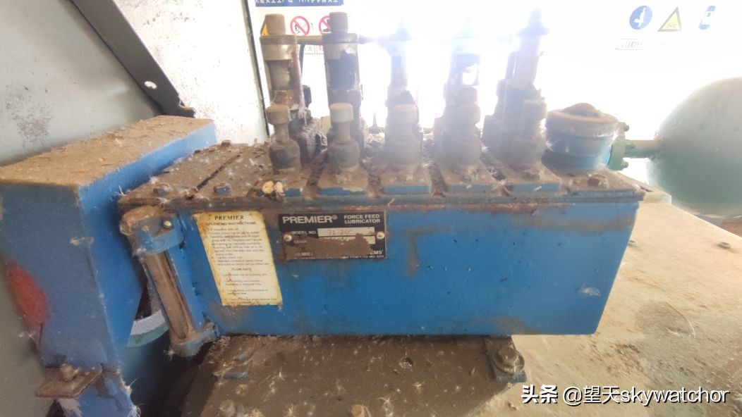 克拉玛依魔鬼城石油井,克拉玛依魔鬼城