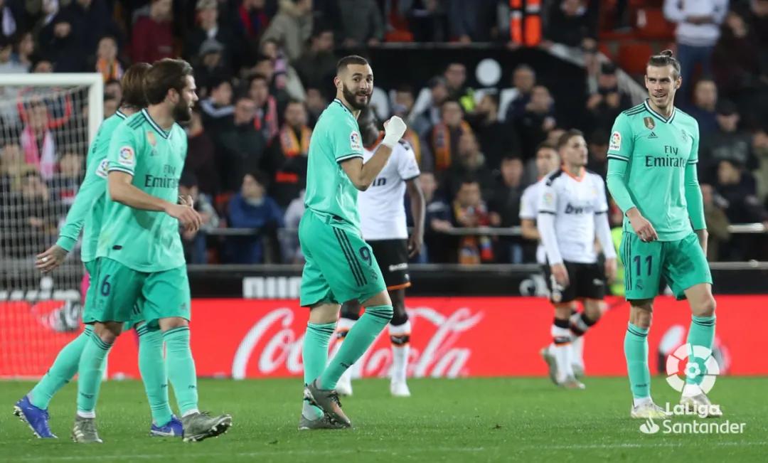 西甲第九轮巴萨对塞尔维亚,皇马巴萨马竞包揽最佳阵