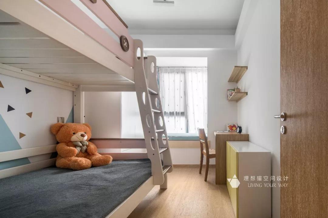 一个好的室内设计，要卡尺般的精准的尺度，也要梨花般清新的颜值