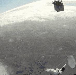 和网恋女友第一次面基，最后却进了男厕所，我现在该怎么办