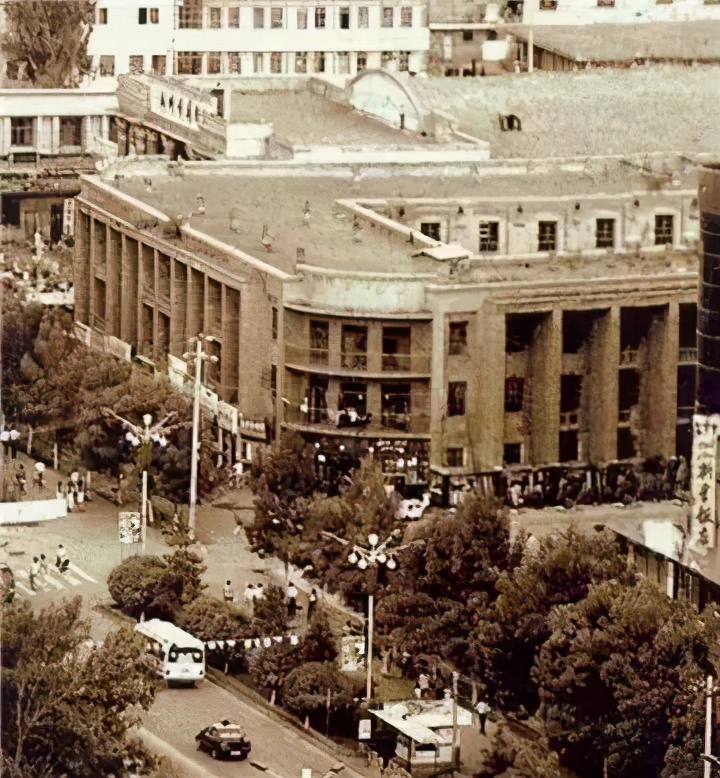 新老照片里的伊宁巨变图片,老照片伊宁市