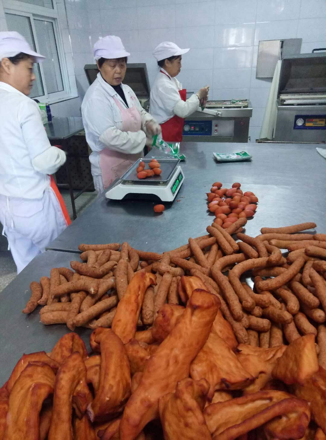 正宗哈尔滨东北特产红肠,哈尔滨排队买红肠