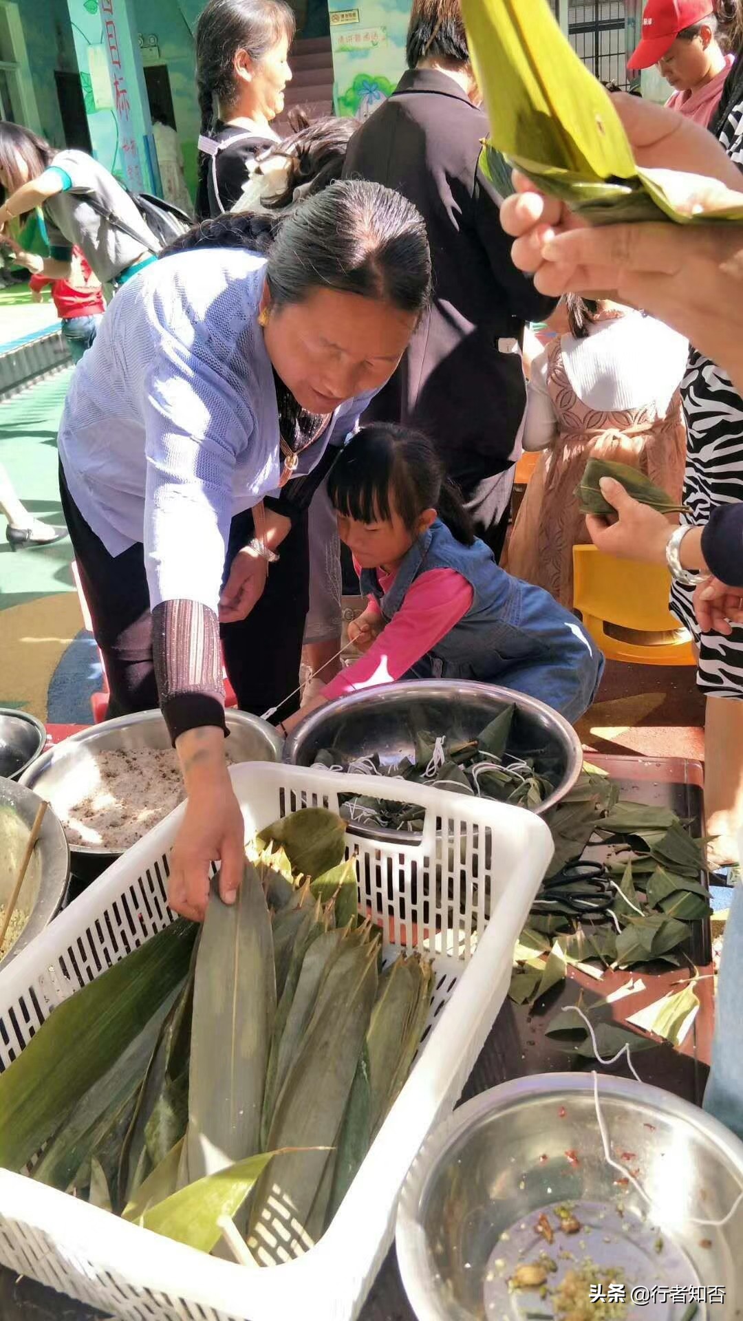 湘人乐于勤，端午“粽”系亲。在外拼搏的人，笑威祝您端午安康