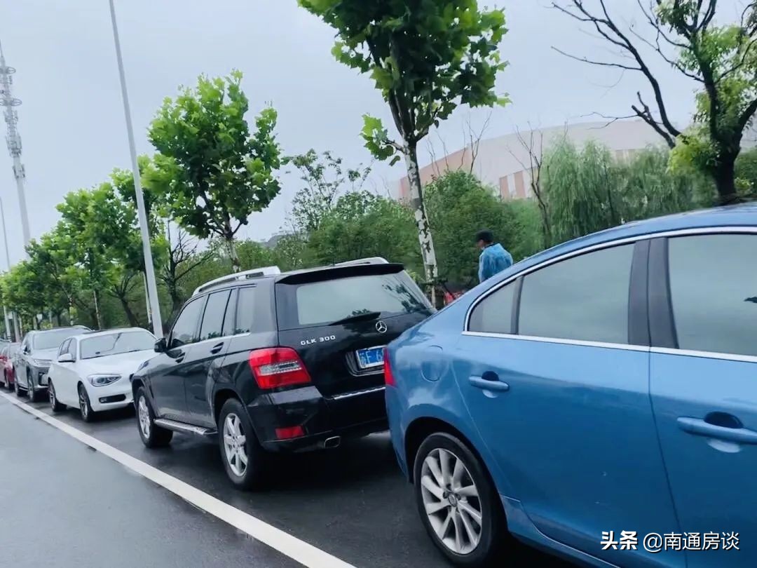 扛鼎之作！北大街高端住宅售楼处首度公开，现场被买房人挤爆