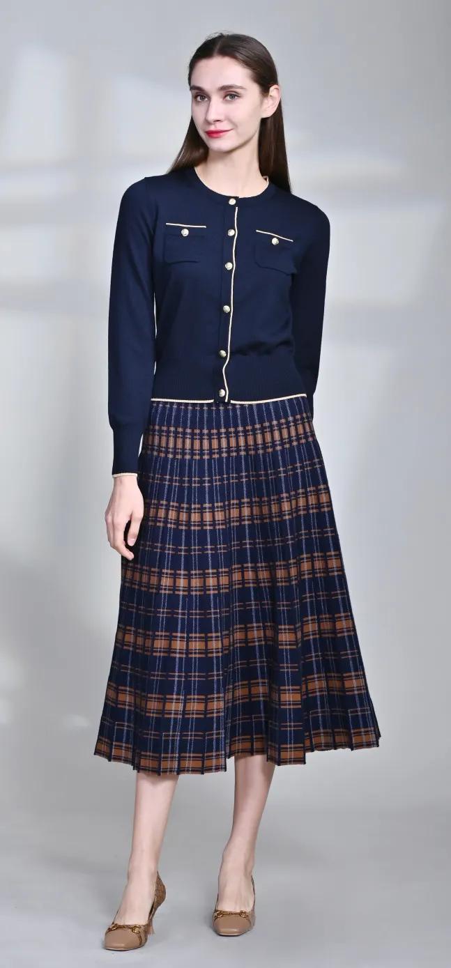 露凝寒意浓添衣多珍重