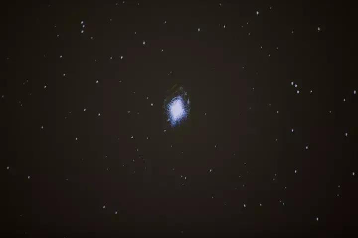 嫦娥四号传回高清月球背面照片,嫦娥四号月球背面软着陆高清图片