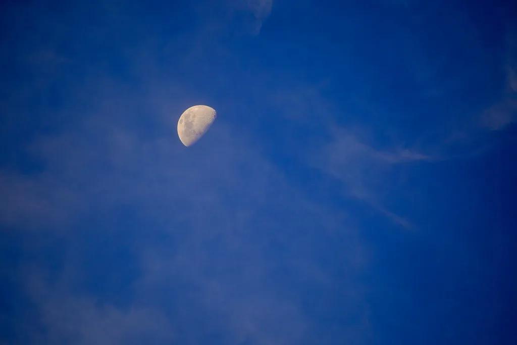 明月寄相思岁月可回首完整版,中秋节经典语句明月千里寄相思