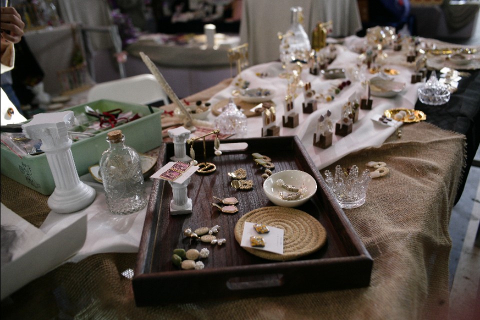 新手入门单反相机推荐10000元左右,摄影小白相机推荐4000价位微单