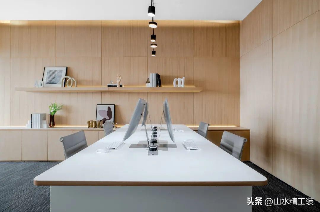 中国十大公装设计「山水精工装」丨赋予自然情绪的办公样板间