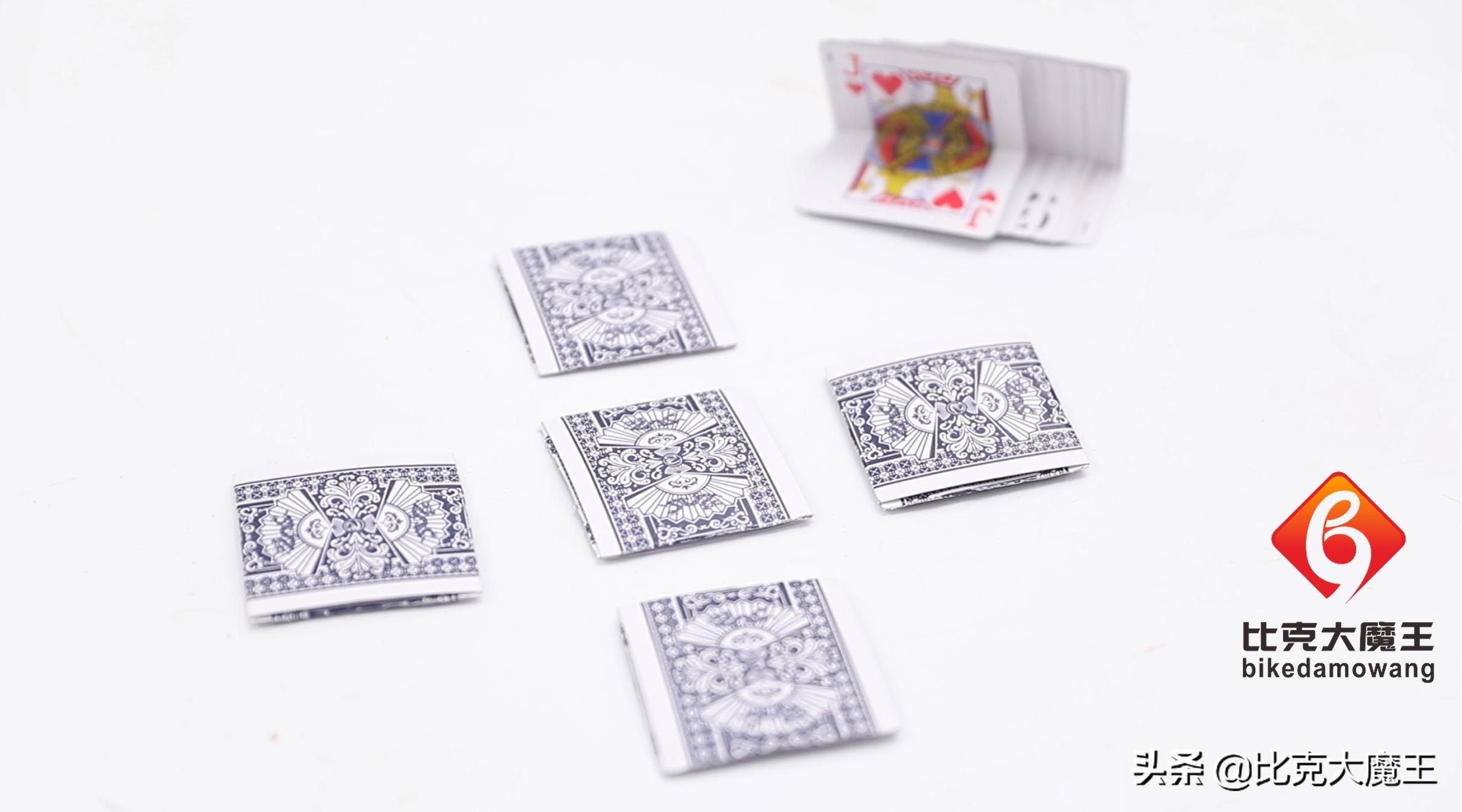 旧扑克牌别扔了，教你做解压圆球，拿到手就想玩，大人小孩都喜欢