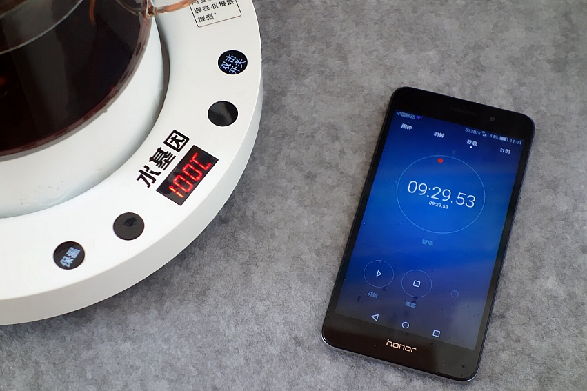 石墨烯保暖腰带自发热,石墨烯真的能做到衣服里面