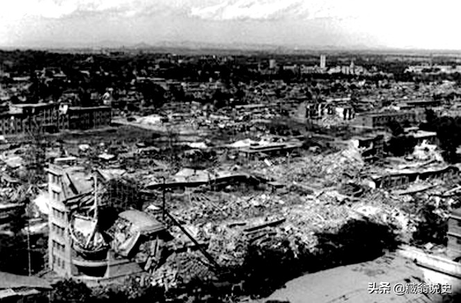 真实还原45年前唐山大地震场景,唐山大地震配葬