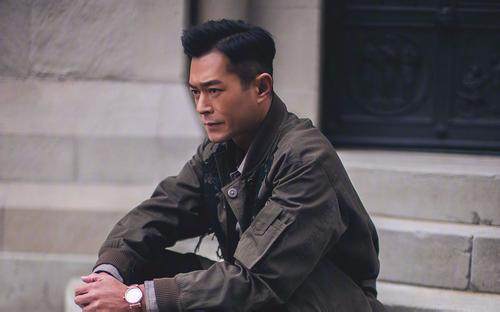 郑少秋焦恩俊哪个更帅,古装十大男神焦恩俊